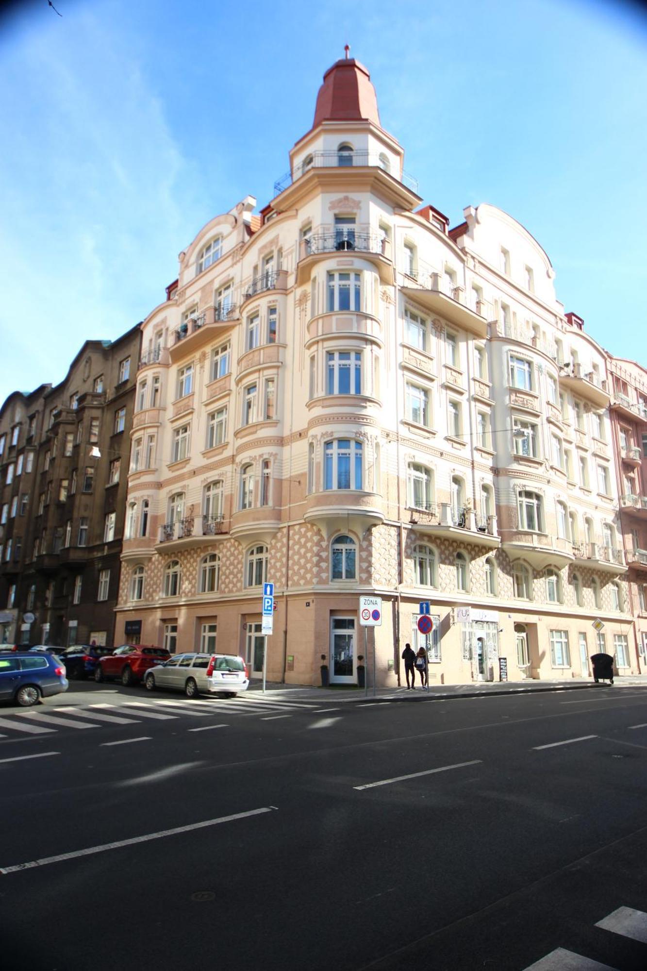 Quiet Apartment In The City Center With Own Terrace Prague Ngoại thất bức ảnh