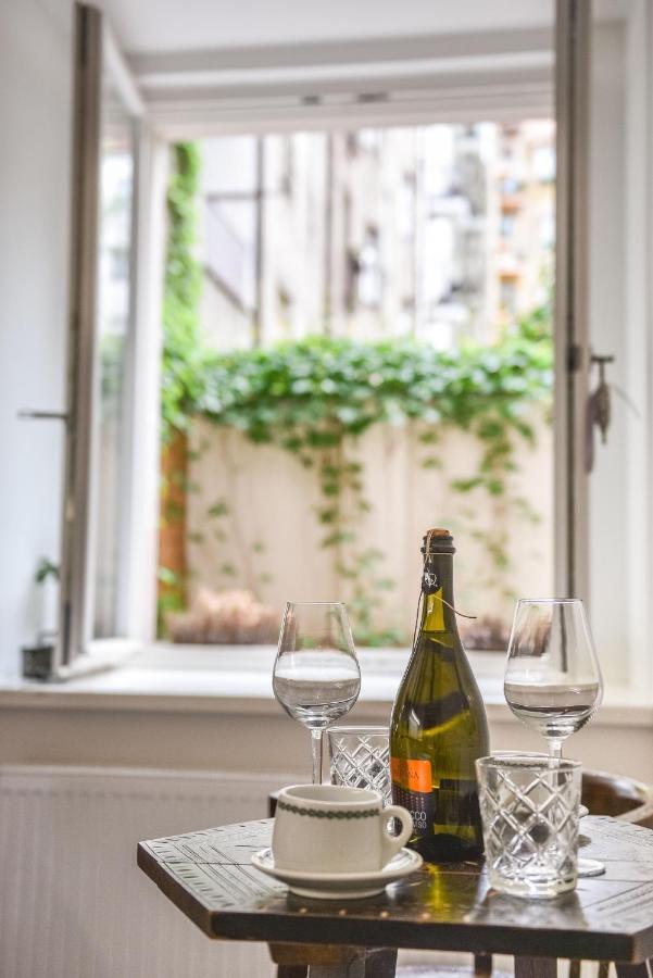 Quiet Apartment In The City Center With Own Terrace Prague Ngoại thất bức ảnh
