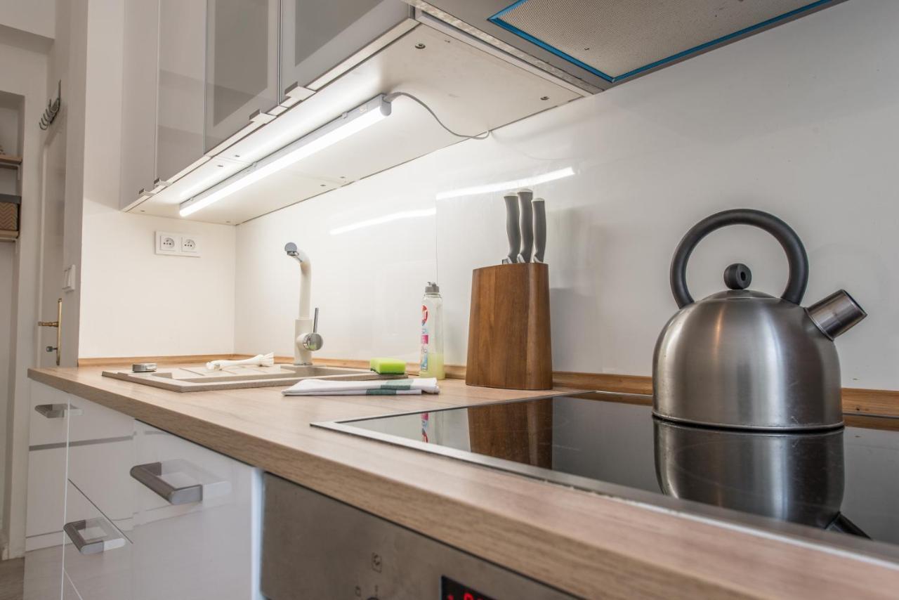 Quiet Apartment In The City Center With Own Terrace Prague Ngoại thất bức ảnh