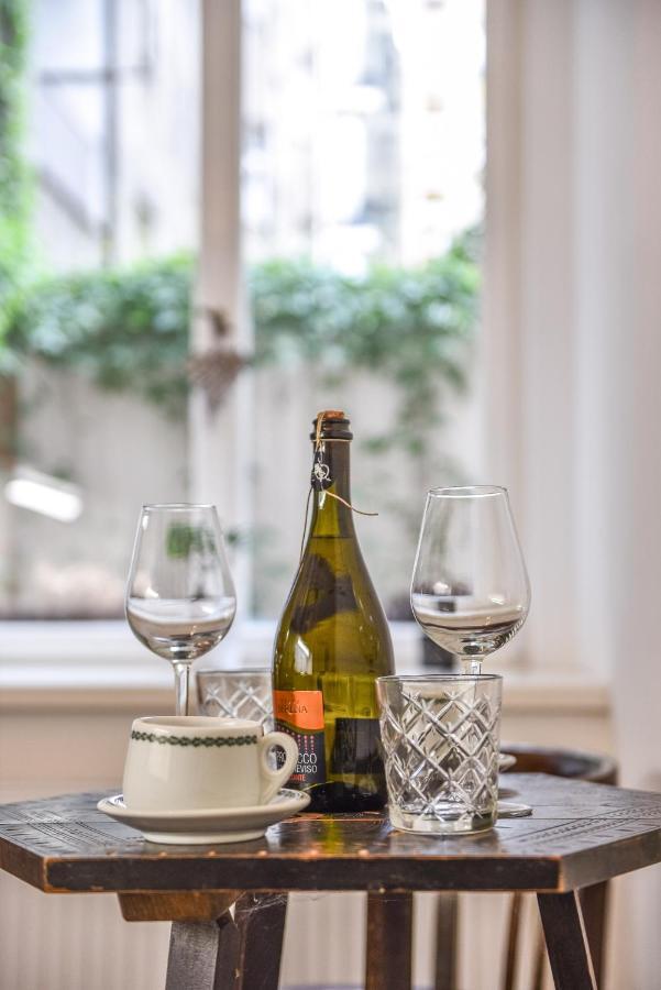 Quiet Apartment In The City Center With Own Terrace Prague Ngoại thất bức ảnh