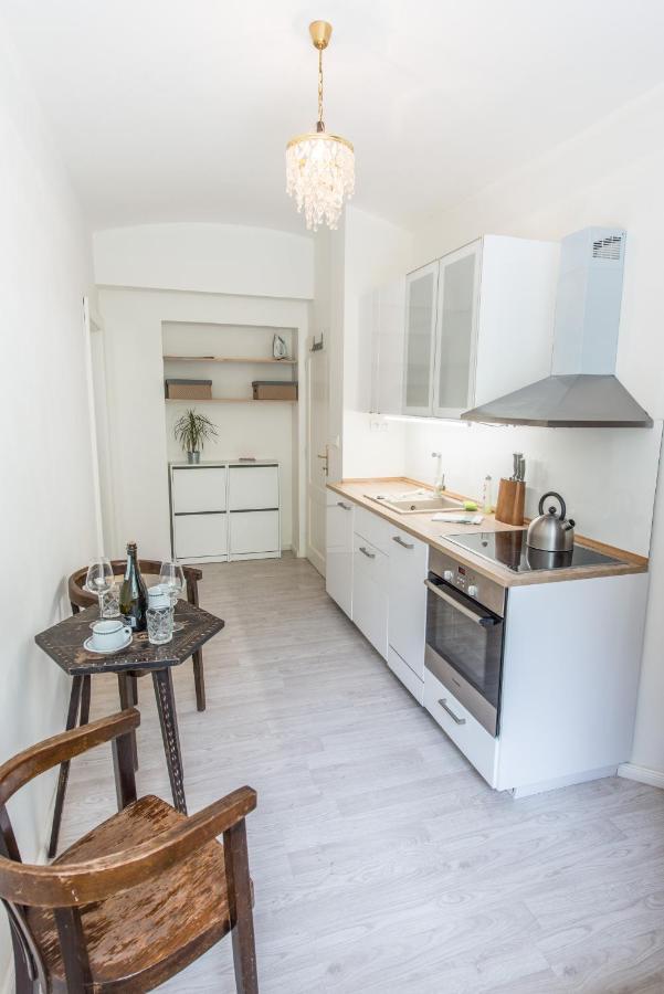 Quiet Apartment In The City Center With Own Terrace Prague Ngoại thất bức ảnh